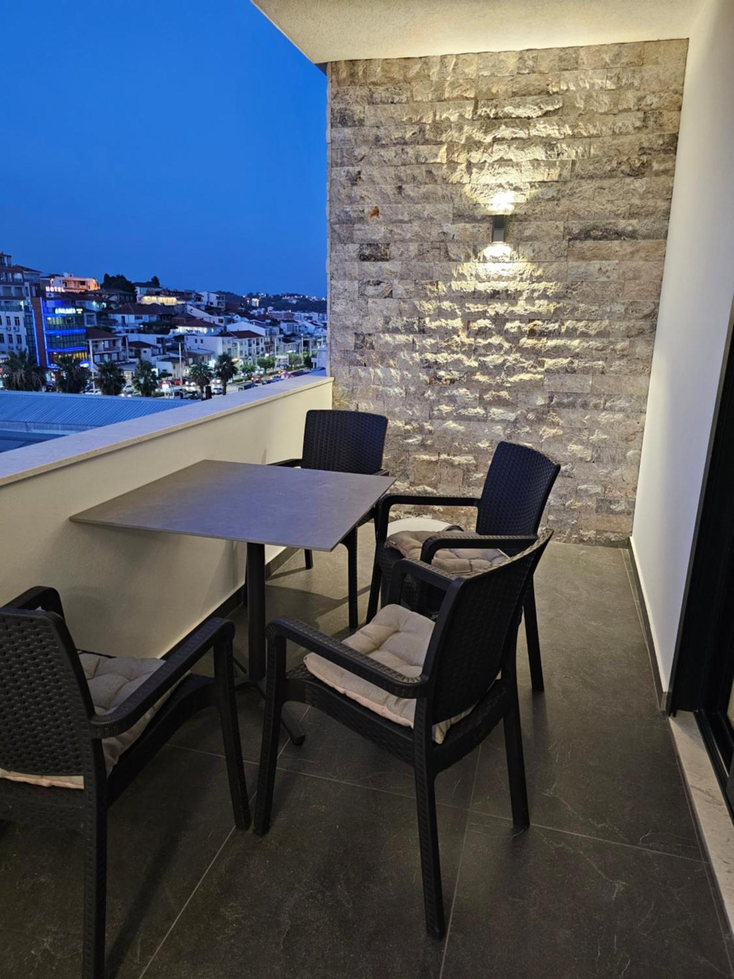 Apartments Ishmi In Center Of אולסינץ' מראה חיצוני תמונה